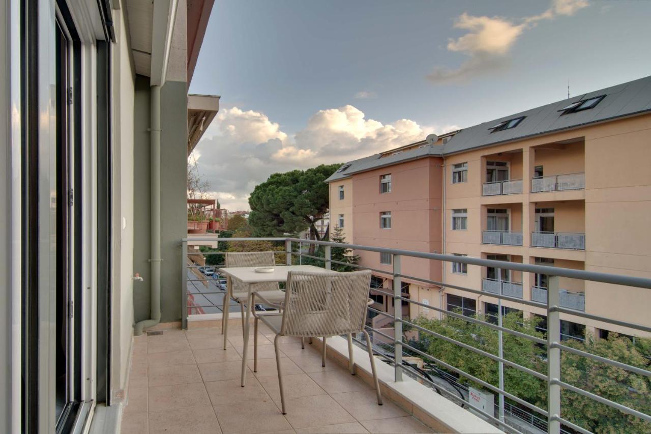 All Seasons Luxury Suites1 Yanya Dış mekan fotoğraf