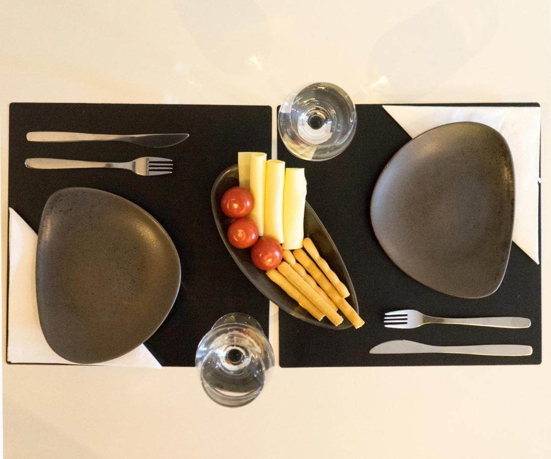 All Seasons Luxury Suites1 Yanya Dış mekan fotoğraf